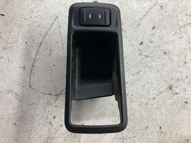 bontott FORD FOCUS C-MAX I Bal hátsó Ablakemelő Kapcsoló
