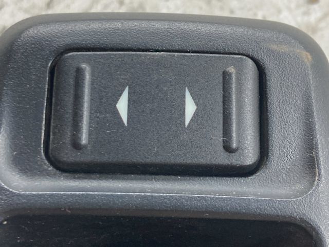 bontott FORD FOCUS C-MAX I Bal hátsó Ablakemelő Kapcsoló