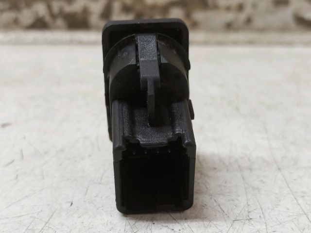 bontott FORD FOCUS C-MAX I Bal hátsó Ablakemelő Kapcsoló