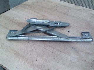 bontott FORD FOCUS C-MAX I Bal hátsó Ablakemelő Szerkezet (Elektromos)