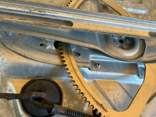 bontott FORD FOCUS C-MAX I Bal hátsó Ablakemelő Szerkezet (Mechanikus)