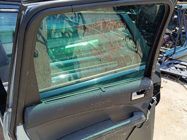 bontott FORD FOCUS C-MAX I Bal hátsó Ajtó (Részeivel)