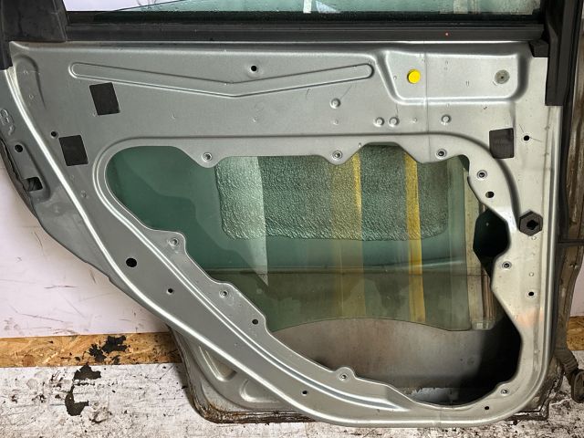 bontott FORD FOCUS C-MAX I Bal hátsó Ajtó (Üres lemez)