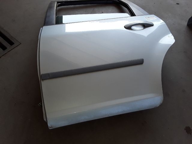 bontott FORD FOCUS C-MAX I Bal hátsó Ajtó (Üres lemez)