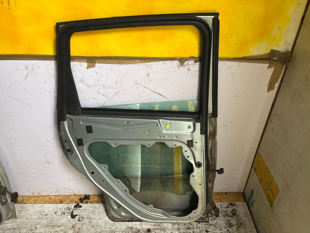 bontott FORD FOCUS C-MAX I Bal hátsó Ajtó (Üres lemez)