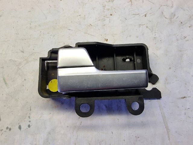 bontott FORD FOCUS C-MAX I Bal hátsó Belső Kilincs