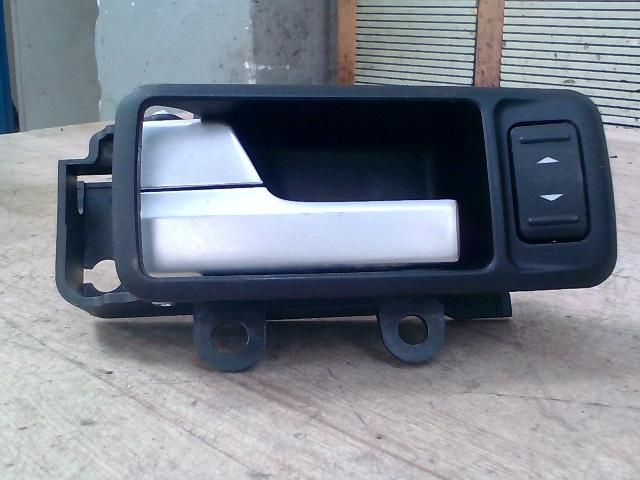 bontott FORD FOCUS C-MAX I Bal hátsó Belső Kilincs