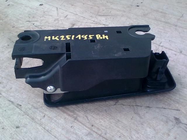 bontott FORD FOCUS C-MAX I Bal hátsó Belső Kilincs