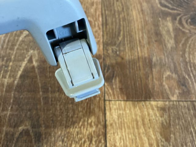 bontott FORD FOCUS C-MAX I Bal hátsó Kapaszkodó (Felső)