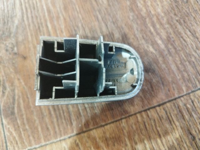 bontott FORD FOCUS C-MAX I Bal hátsó Külső Kilincs