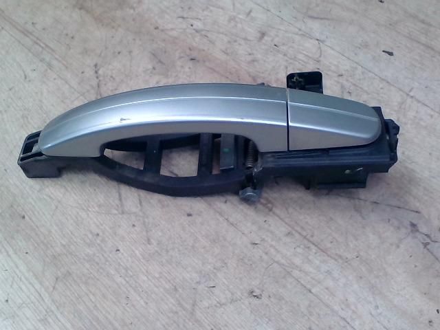 bontott FORD FOCUS C-MAX I Bal hátsó Külső Kilincs