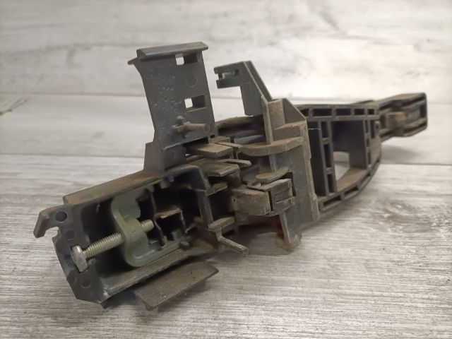 bontott FORD FOCUS C-MAX I Bal hátsó Külső Kilincs