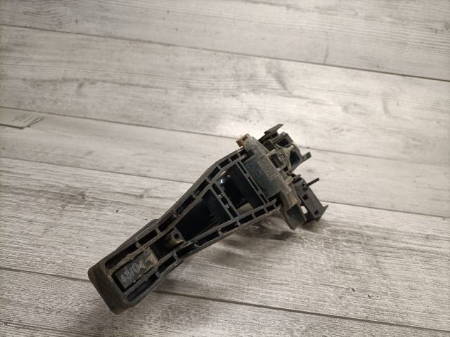 bontott FORD FOCUS C-MAX I Bal hátsó Külső Kilincs