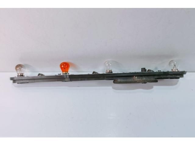 bontott FORD FOCUS C-MAX I Bal Hátsó Lámpa Foglalat