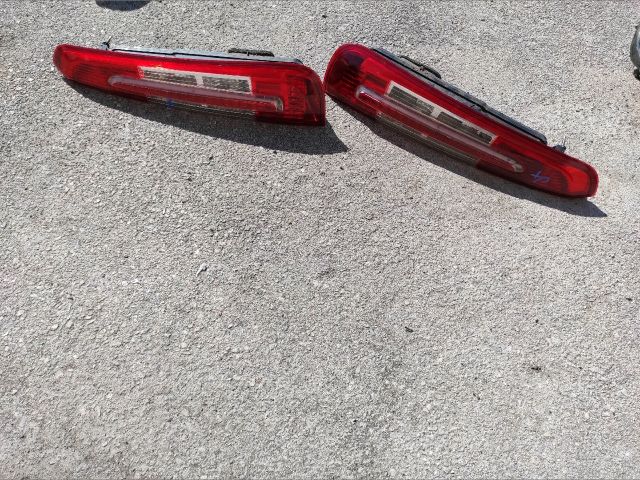 bontott FORD FOCUS C-MAX I Bal Hátsó Lámpa