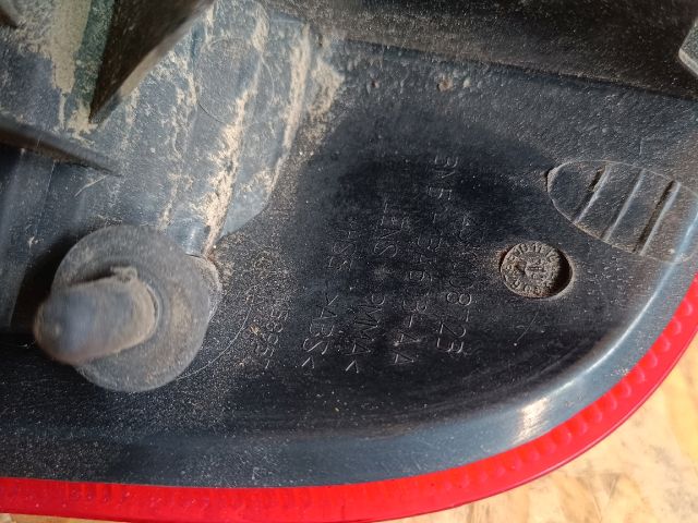 bontott FORD FOCUS C-MAX I Bal Hátsó Lámpa