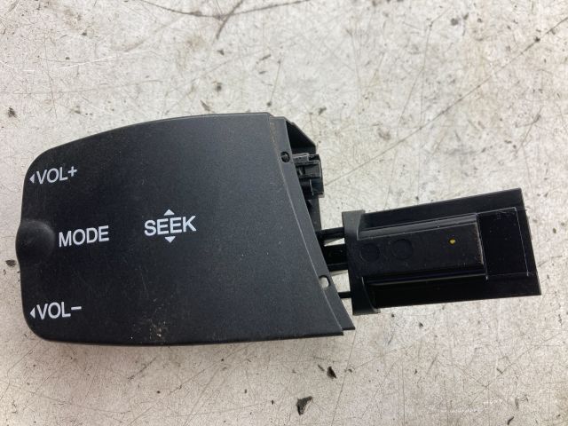 bontott FORD FOCUS C-MAX I Bal Multikormány Kapcsoló