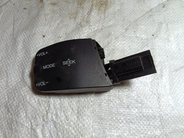 bontott FORD FOCUS C-MAX I Bal Multikormány Kapcsoló