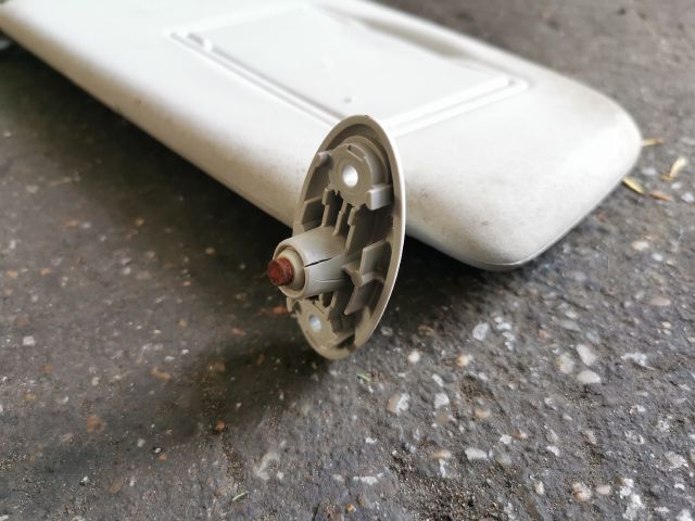 bontott FORD FOCUS C-MAX I Bal Napellenző