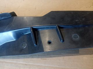 bontott FORD FOCUS C-MAX I Bal Sárvédő Csavar Burkolat