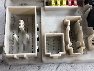 bontott FORD FOCUS C-MAX I Biztosítéktábla Doboz