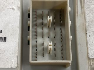 bontott FORD FOCUS C-MAX I Biztosítéktábla Doboz