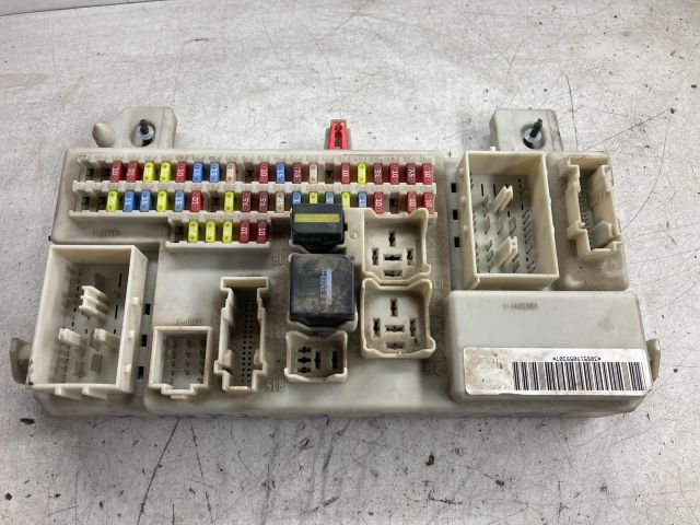 bontott FORD FOCUS C-MAX I Biztosítéktábla Doboz