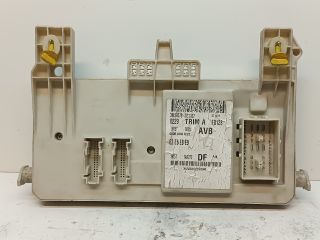 bontott FORD FOCUS C-MAX I Biztosítéktábla Utastér