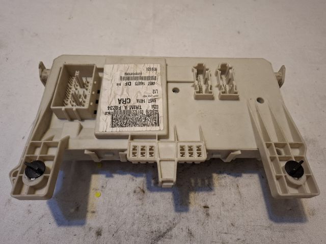 bontott FORD FOCUS C-MAX I Biztosítéktábla Utastér