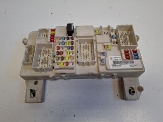 bontott FORD FOCUS C-MAX I Biztosítéktábla Utastér