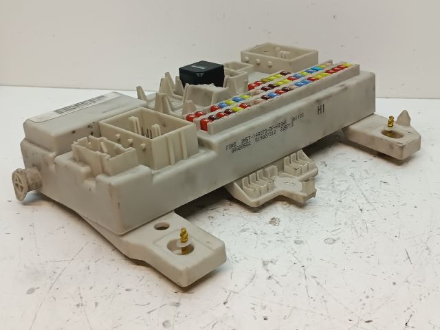 bontott FORD FOCUS C-MAX I Biztosítéktábla Utastér