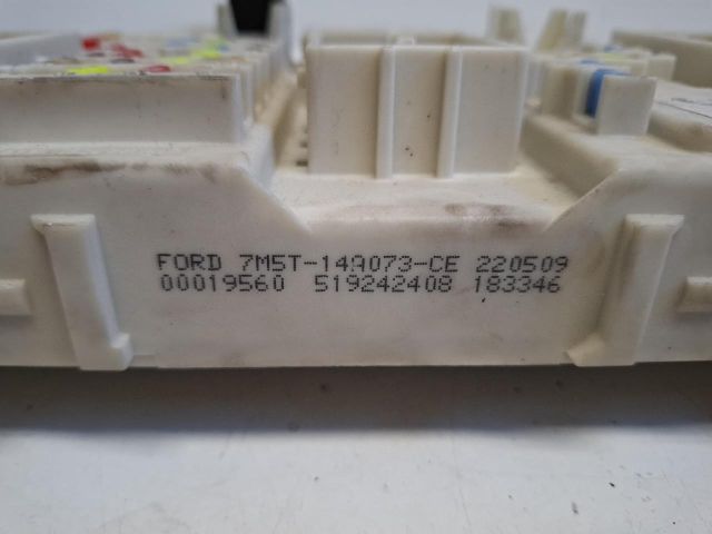 bontott FORD FOCUS C-MAX I Biztosítéktábla Utastér