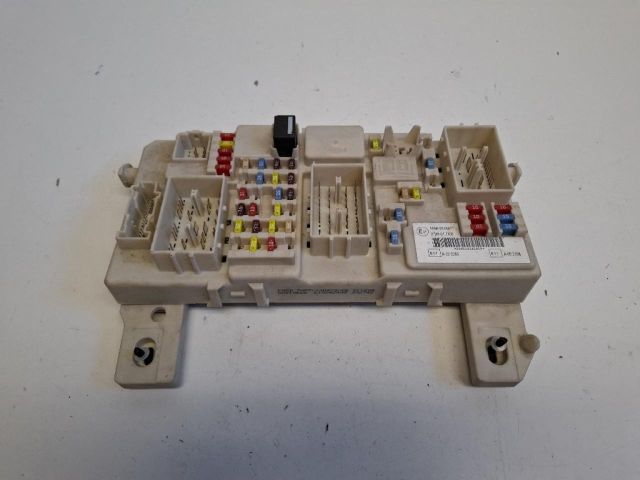 bontott FORD FOCUS C-MAX I Biztosítéktábla Utastér