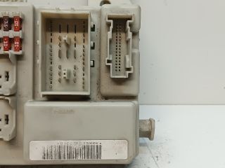 bontott FORD FOCUS C-MAX I Biztosítéktábla Utastér