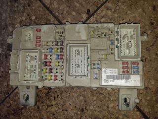 bontott FORD FOCUS C-MAX I Biztosítéktábla Utastér