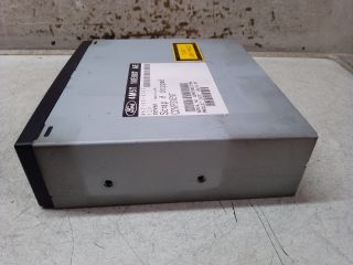 bontott FORD FOCUS C-MAX I CD / DVD Tár