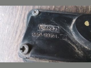 bontott FORD FOCUS C-MAX I Csomagtér Nyitó Kar / Gomb