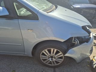 bontott FORD FOCUS C-MAX I Csomagtérajtó (Részeivel)