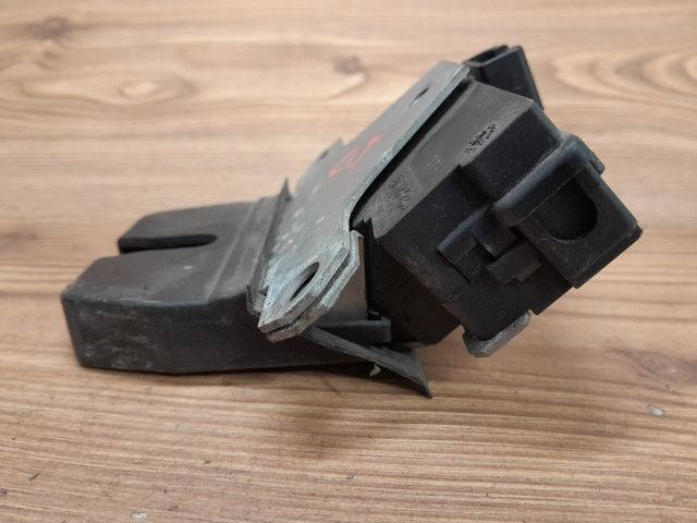 bontott FORD FOCUS C-MAX I Csomagtérajtó Zárszerkezet