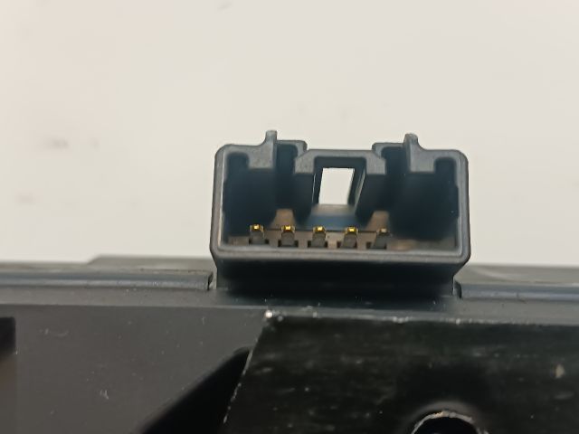 bontott FORD FOCUS C-MAX I Csomagtérajtó Zárszerkezet