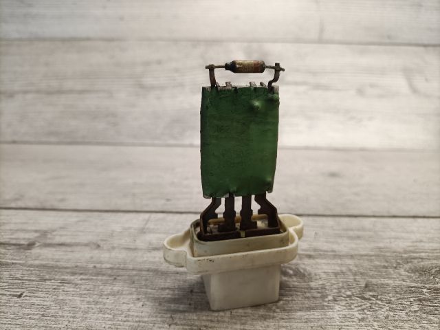 bontott FORD FOCUS C-MAX I Előtét Ellenállás Fűtőmotor