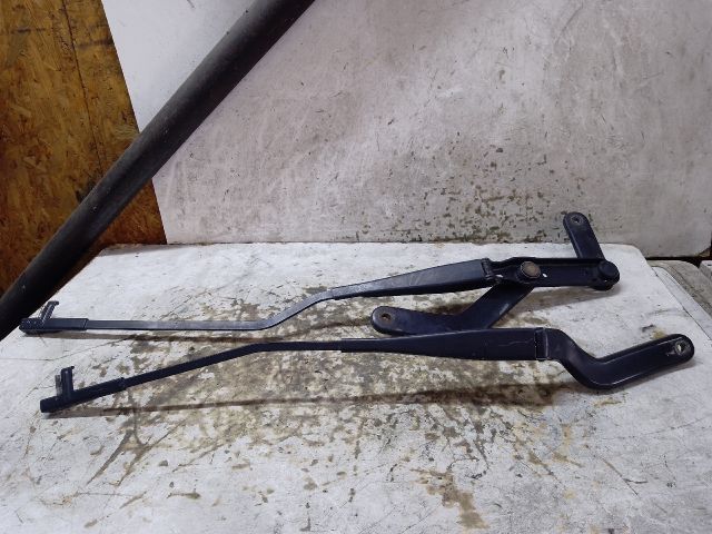 bontott FORD FOCUS C-MAX I Első Ablaktörlő Kar