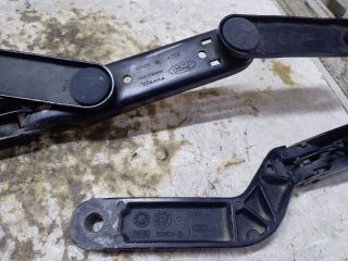 bontott FORD FOCUS C-MAX I Első Ablaktörlő Kar