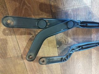 bontott FORD FOCUS C-MAX I Első Ablaktörlő Kar