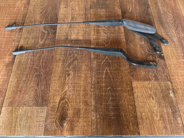 bontott FORD FOCUS C-MAX I Első Ablaktörlő Kar