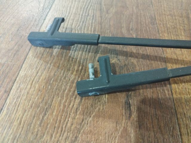 bontott FORD FOCUS C-MAX I Első Ablaktörlő Kar