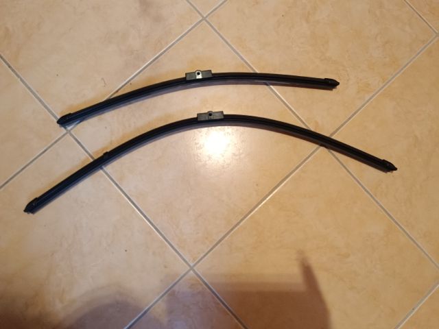 bontott FORD FOCUS C-MAX I Első Ablaktörlő Lapát Pár