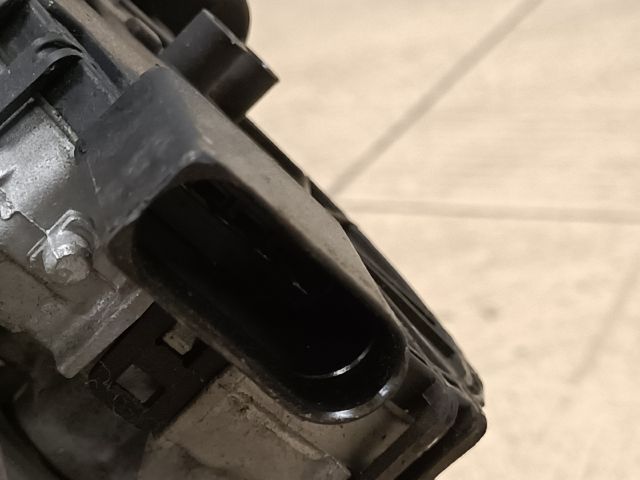 bontott FORD FOCUS C-MAX I Első Ablaktörlő Szerkezet Motorral