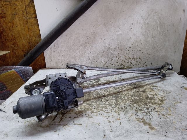 bontott FORD FOCUS C-MAX I Első Ablaktörlő Szerkezet Motorral