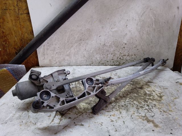 bontott FORD FOCUS C-MAX I Első Ablaktörlő Szerkezet Motorral